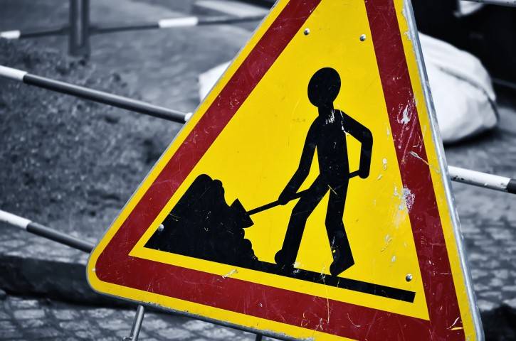 Travaux d'enrobés près de Saint-Médard-en-Jalles