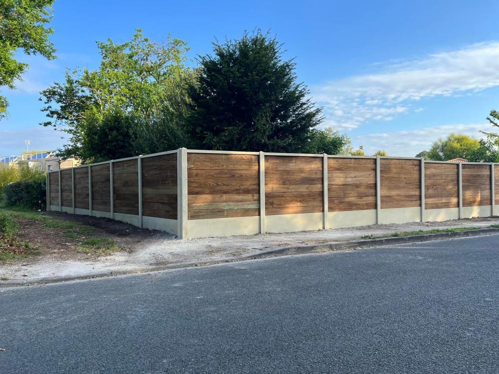 Installation de clôture rigide en Gironde - CBG TP à Blanquefort (33)